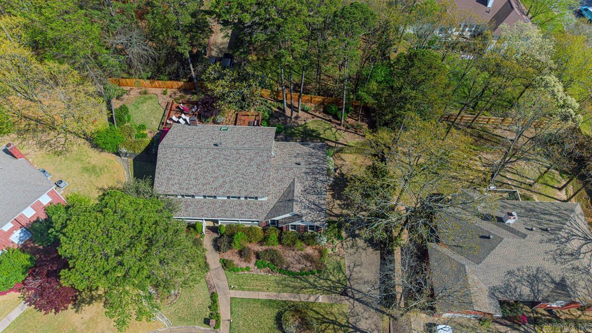 3 Longview Cove