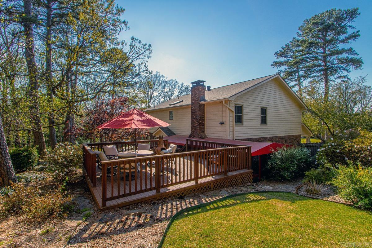 3 Longview Cove