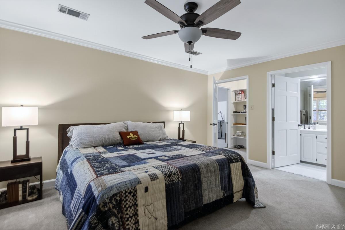 3 Longview Cove