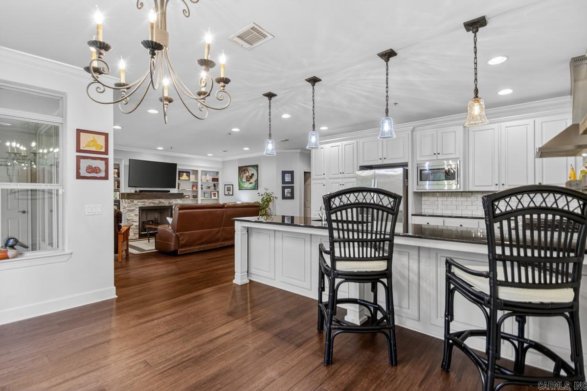 100 Vallon Lane Unit: 103
