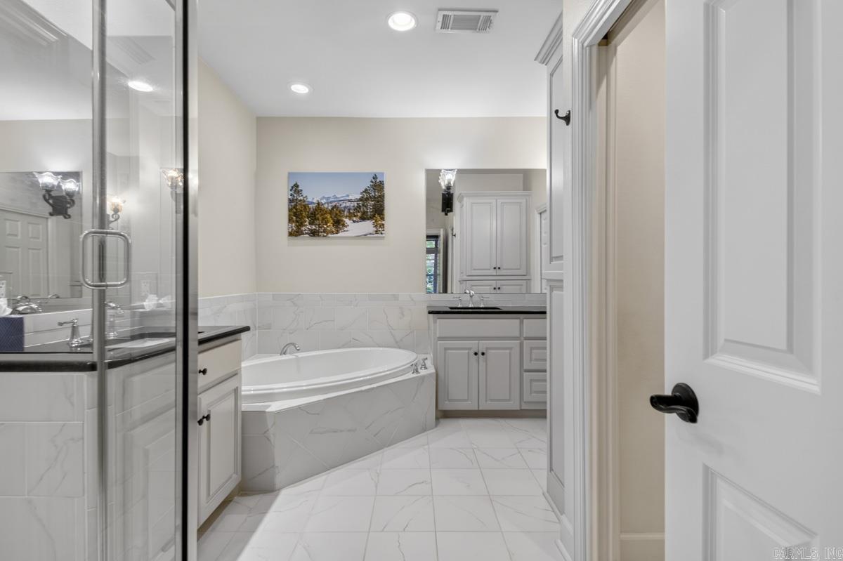 100 Vallon Lane Unit: 103