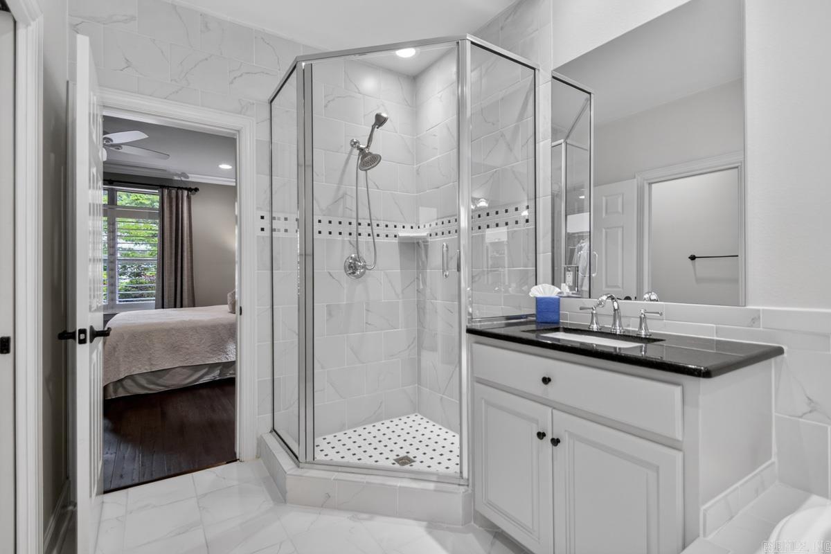 100 Vallon Lane Unit: 103