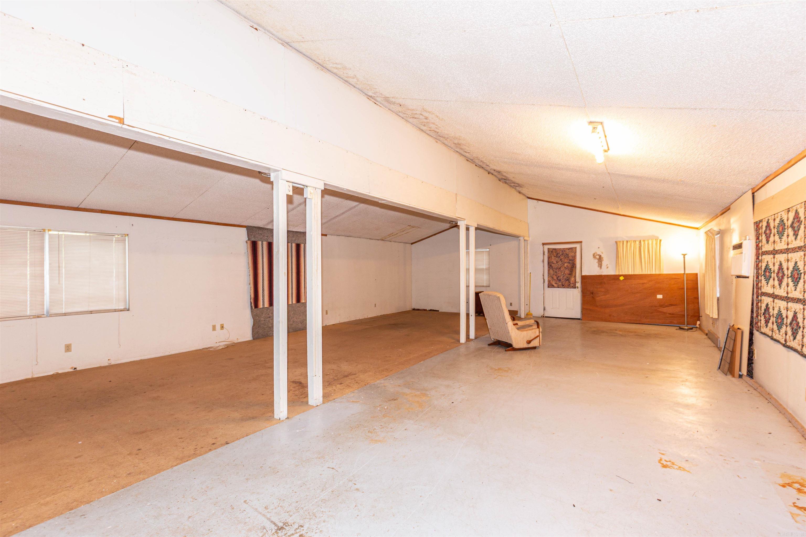 8519 & 8601 Arch Street Pike