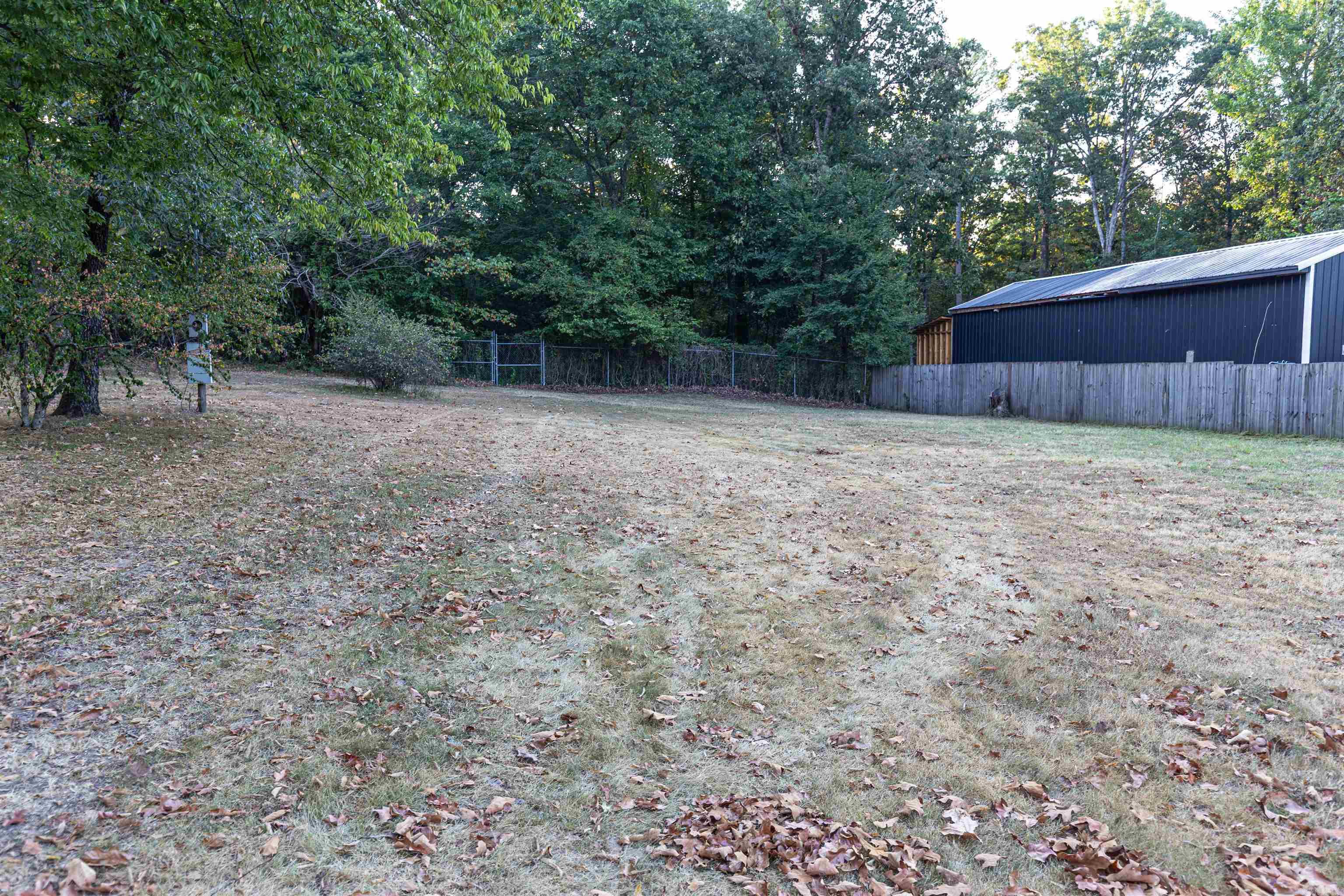 8601 Arch St Pike