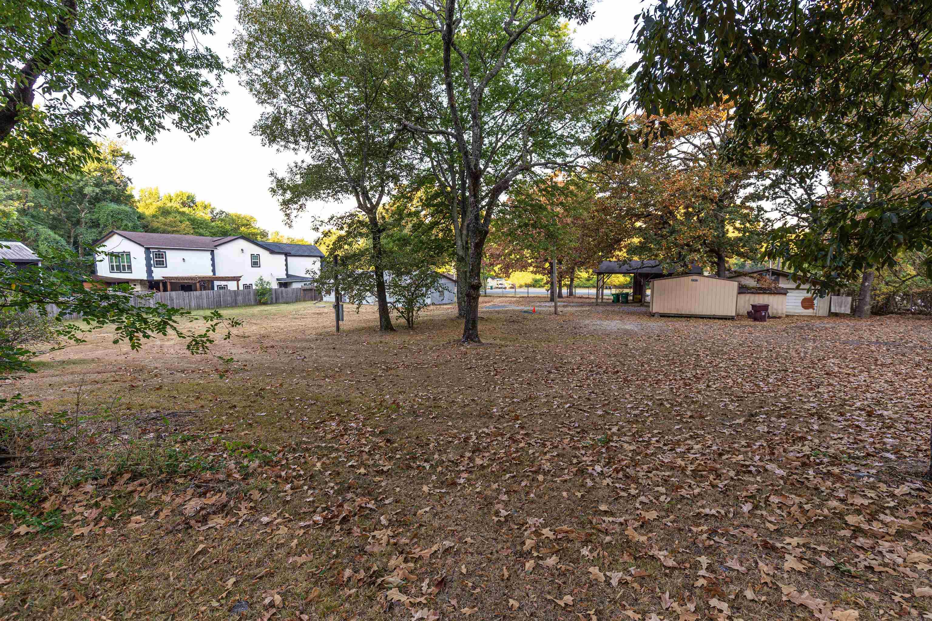 8519 Arch St Pike