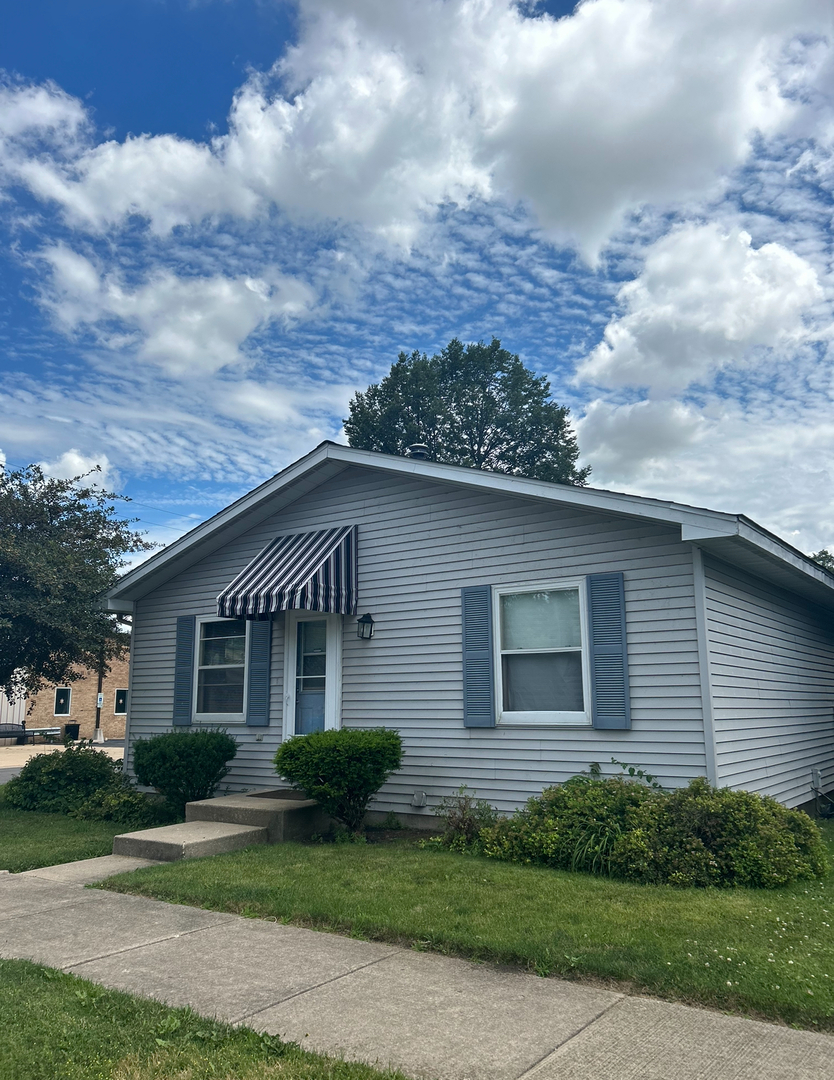 104 Anita Street Unit: 104
