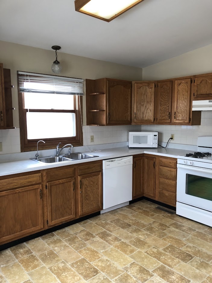 104 Anita Street Unit: 104