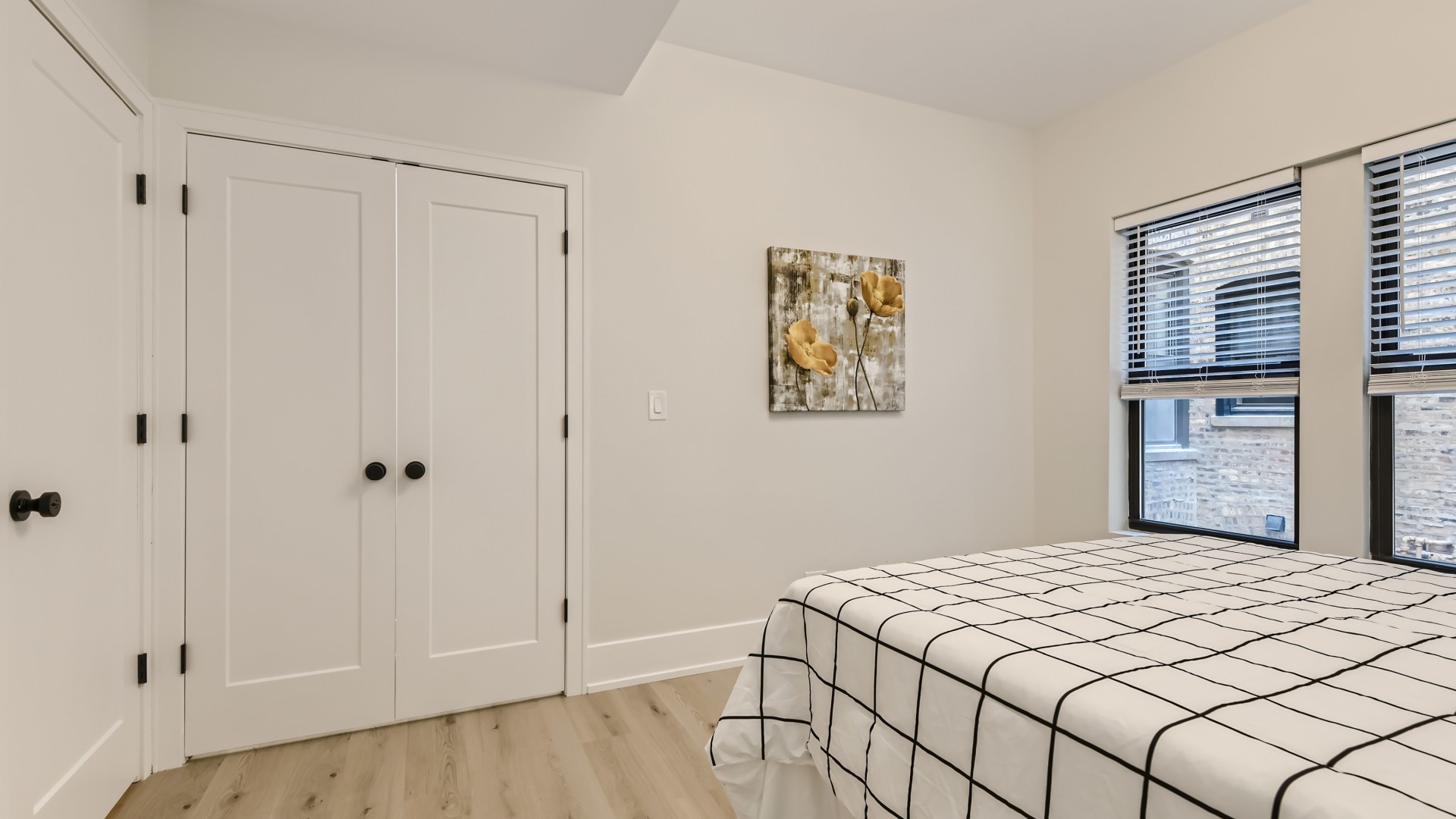 1424 W Winnemac Avenue Unit: 1