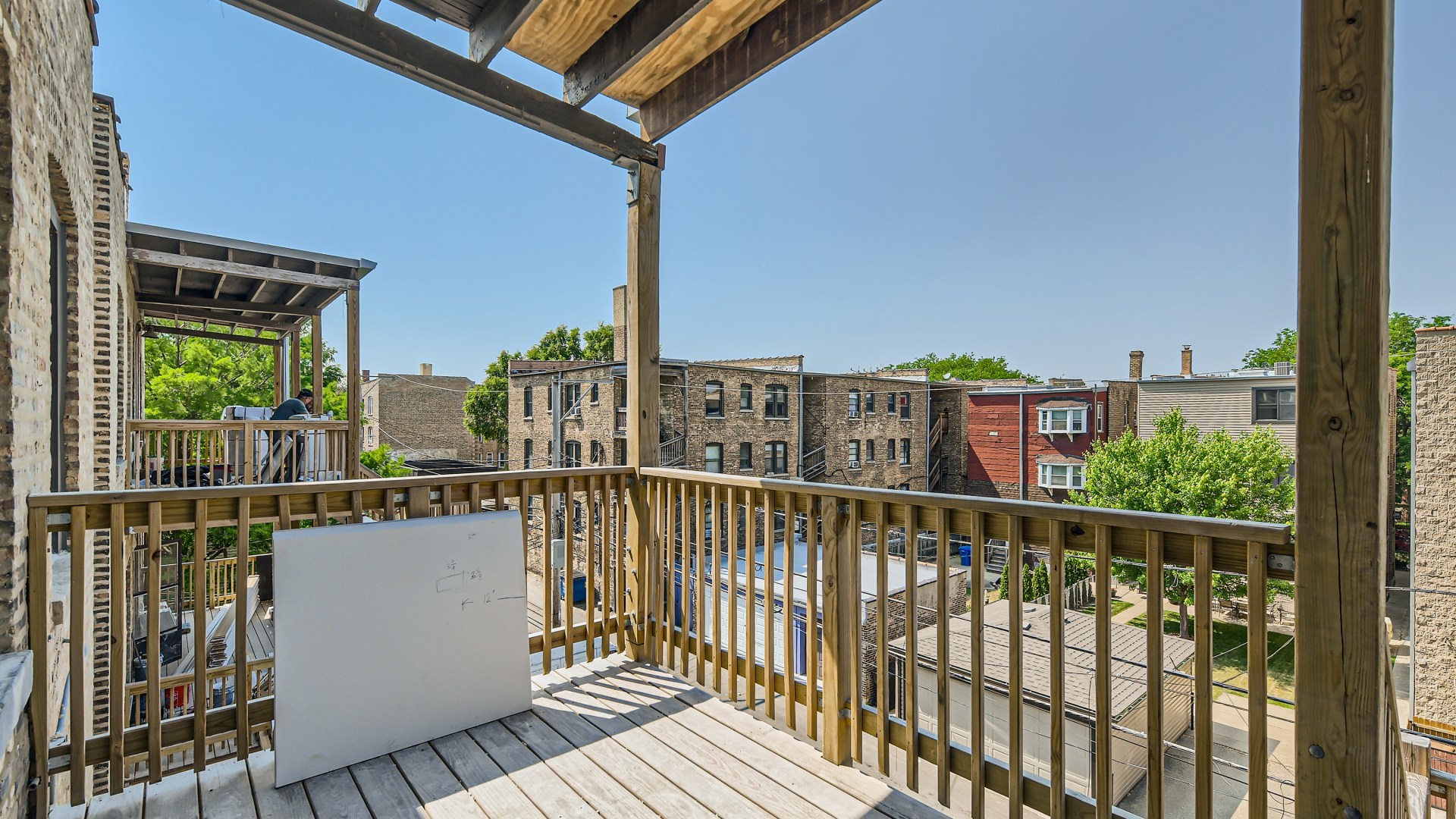 1424 W Winnemac Avenue Unit: 1