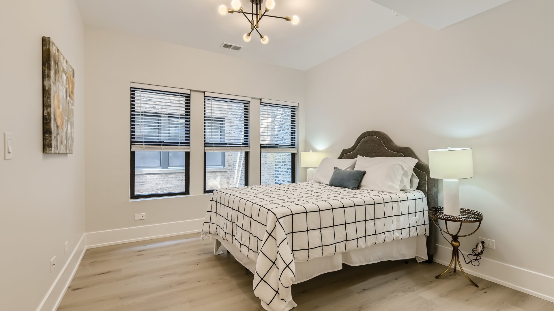 1424 W Winnemac Avenue Unit: 1