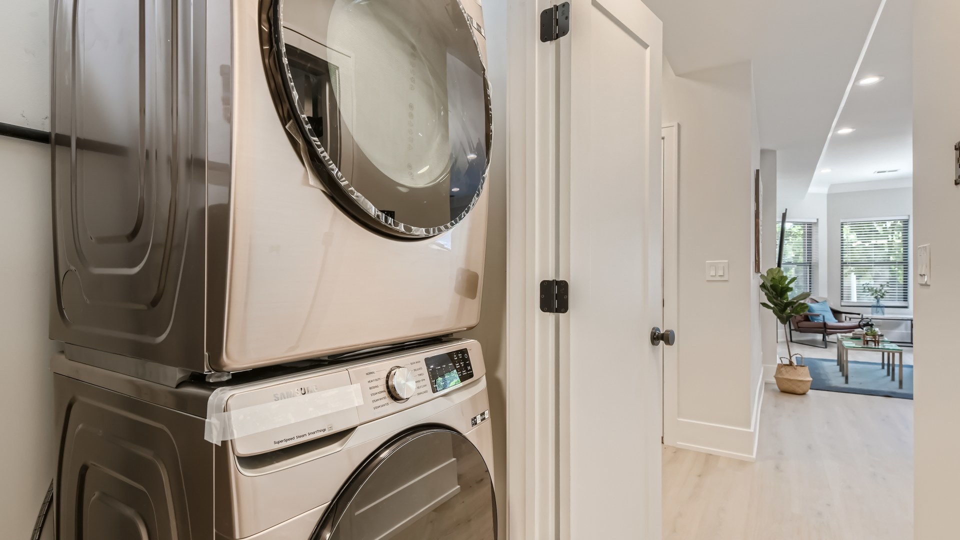 1424 W Winnemac Avenue Unit: 1