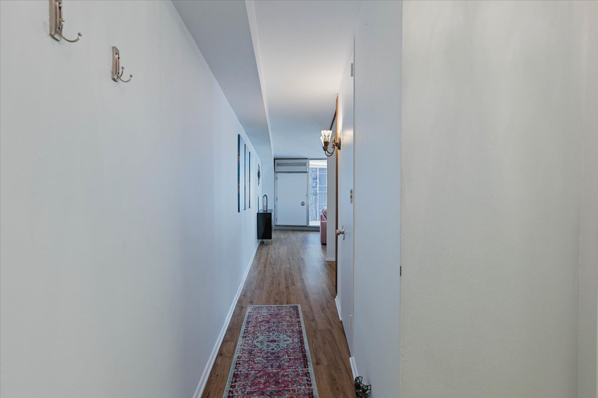 300 N State Street Unit: 2103