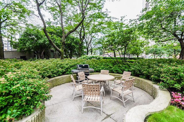 10 E Ontario Street Unit: 3006