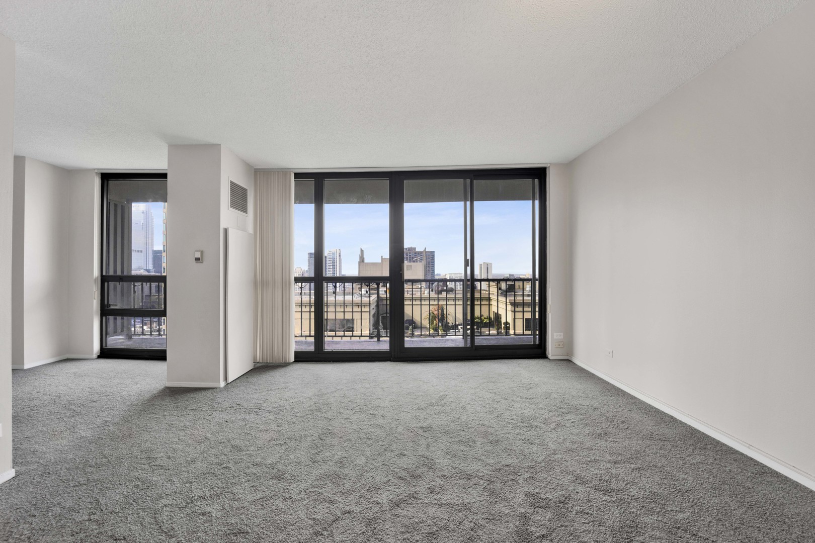 10 E Ontario Street Unit: 3006