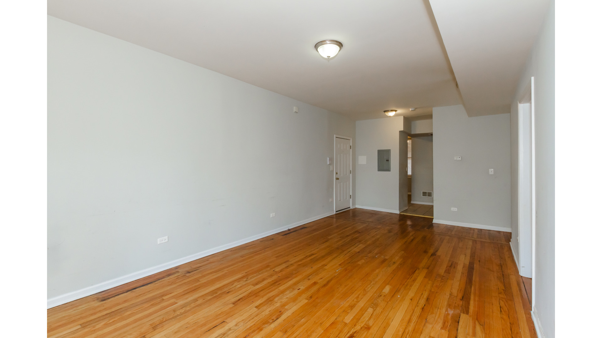 4804 N Ridgeway Avenue Unit: 3