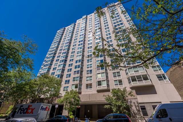 720 W Gordon Terrace Unit: 10N