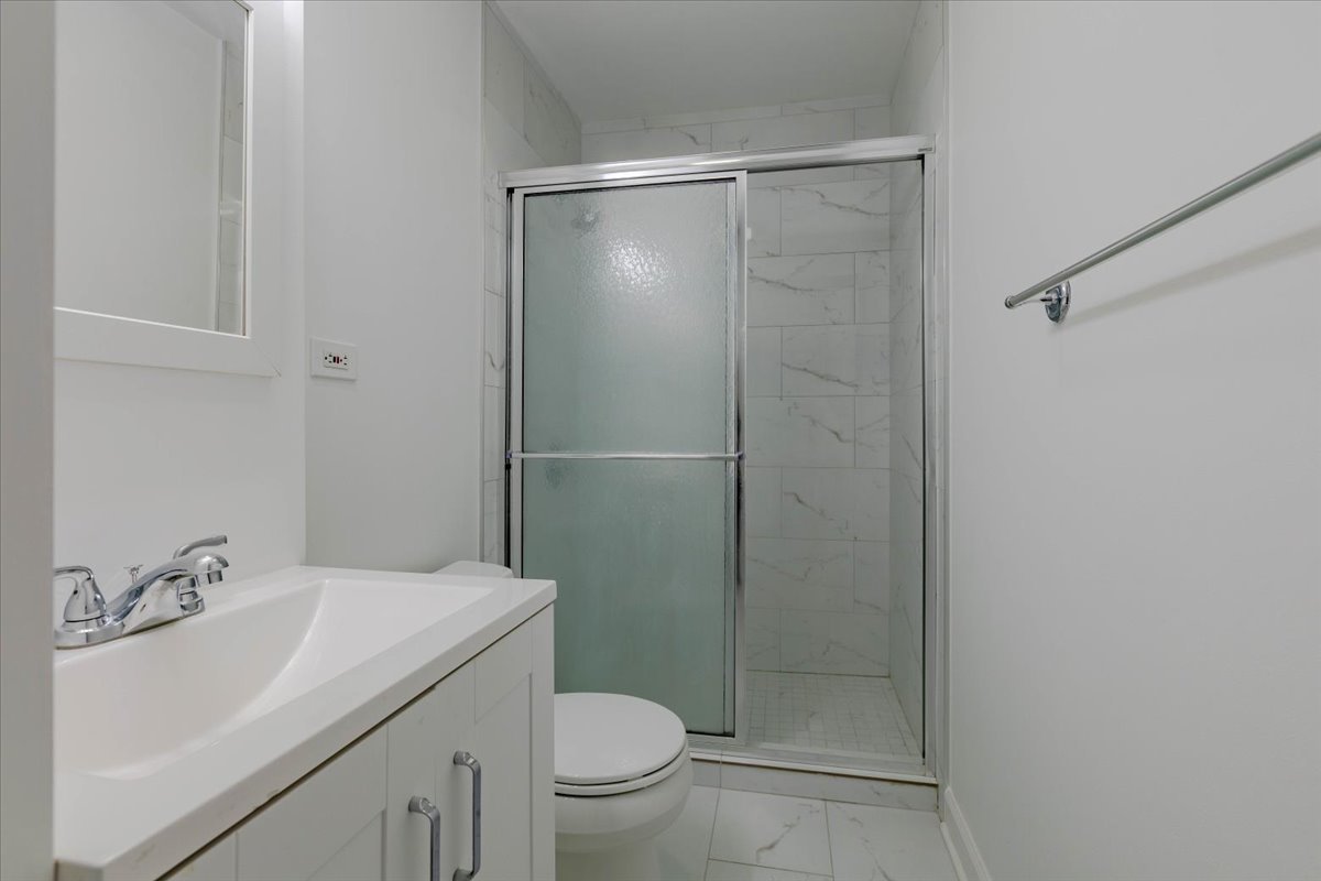 1840 N Mohawk Street