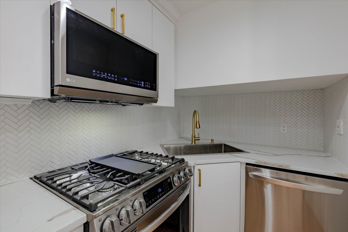 1840 N Mohawk Street