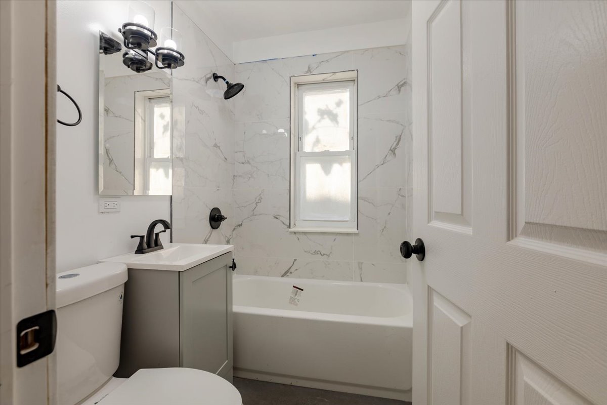 1406 N Kildare Avenue