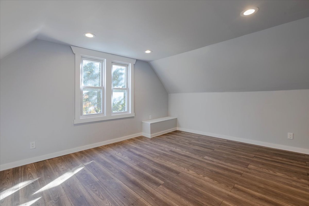 1406 N Kildare Avenue