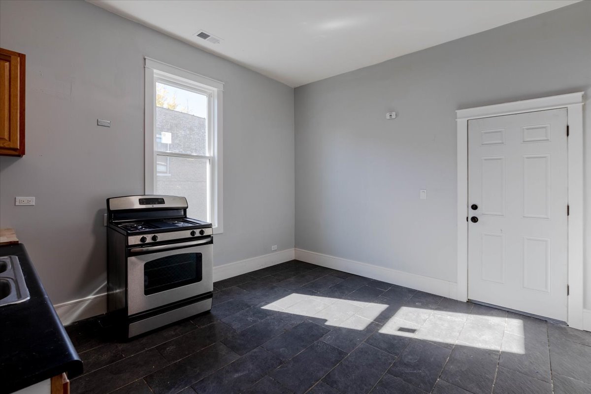 1406 N Kildare Avenue