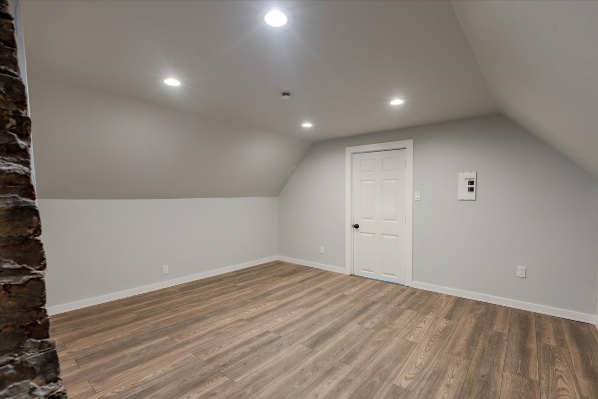 1406 N Kildare Avenue