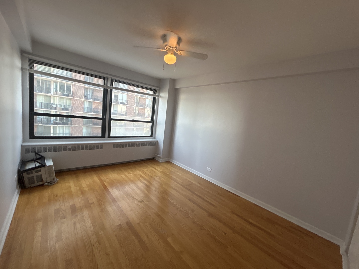 4180 N Marine Drive Unit: 903