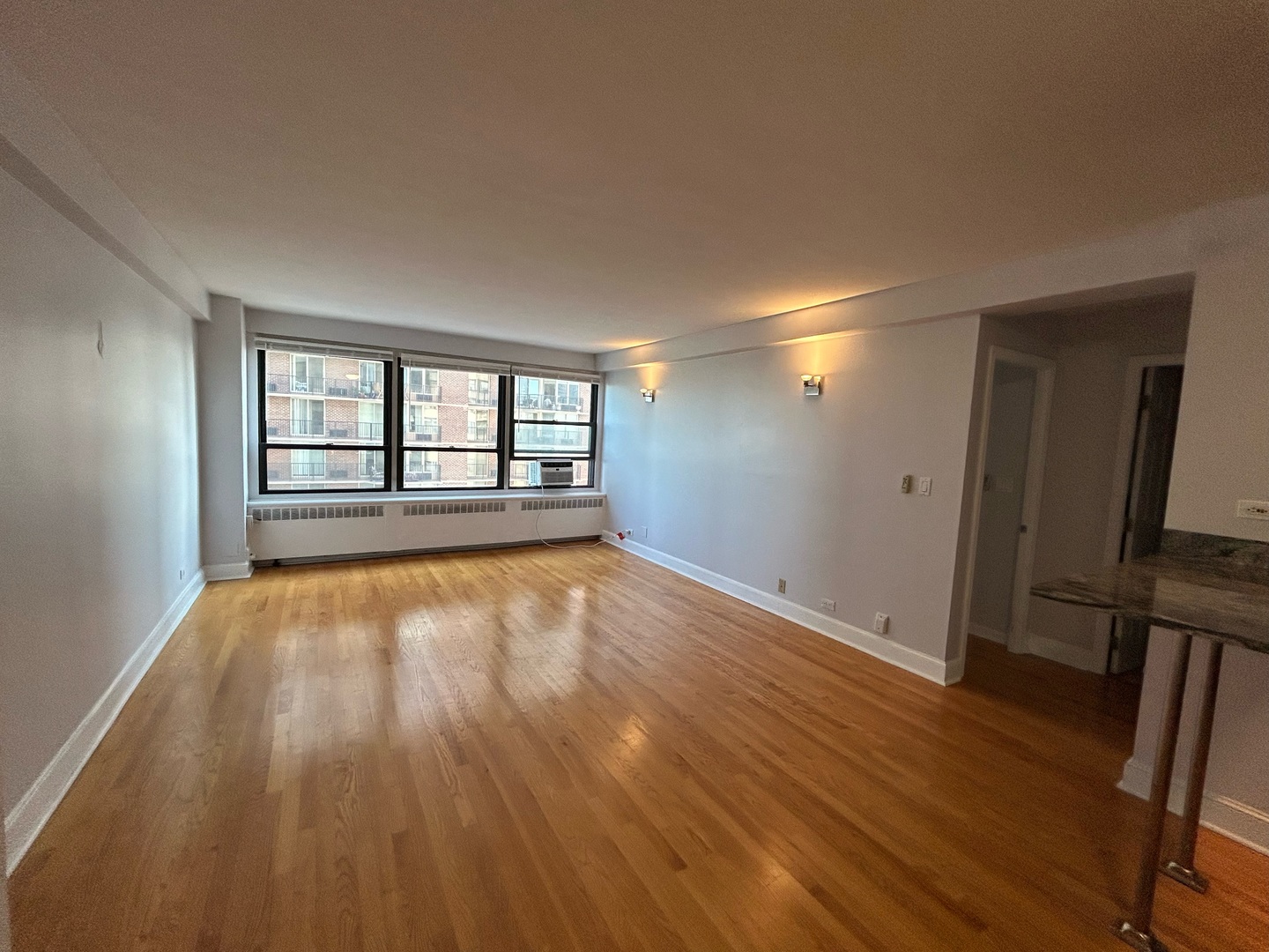4180 N Marine Drive Unit: 903