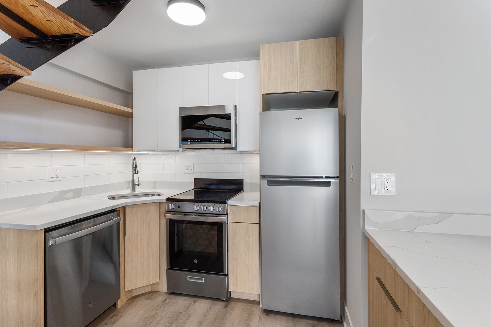 6166 N Sheridan Road Unit: 12F