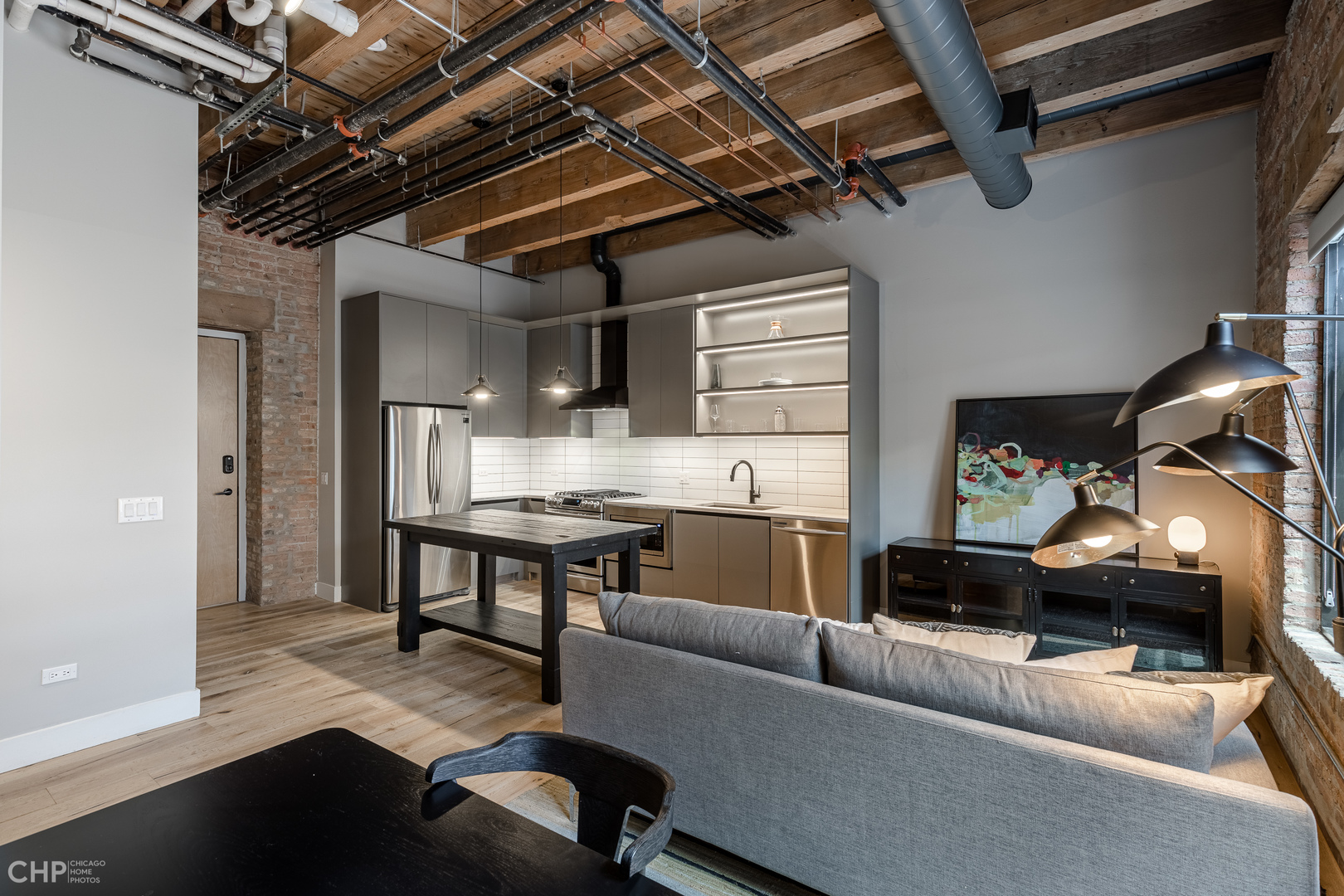 729 N Sangamon Street Unit: 208