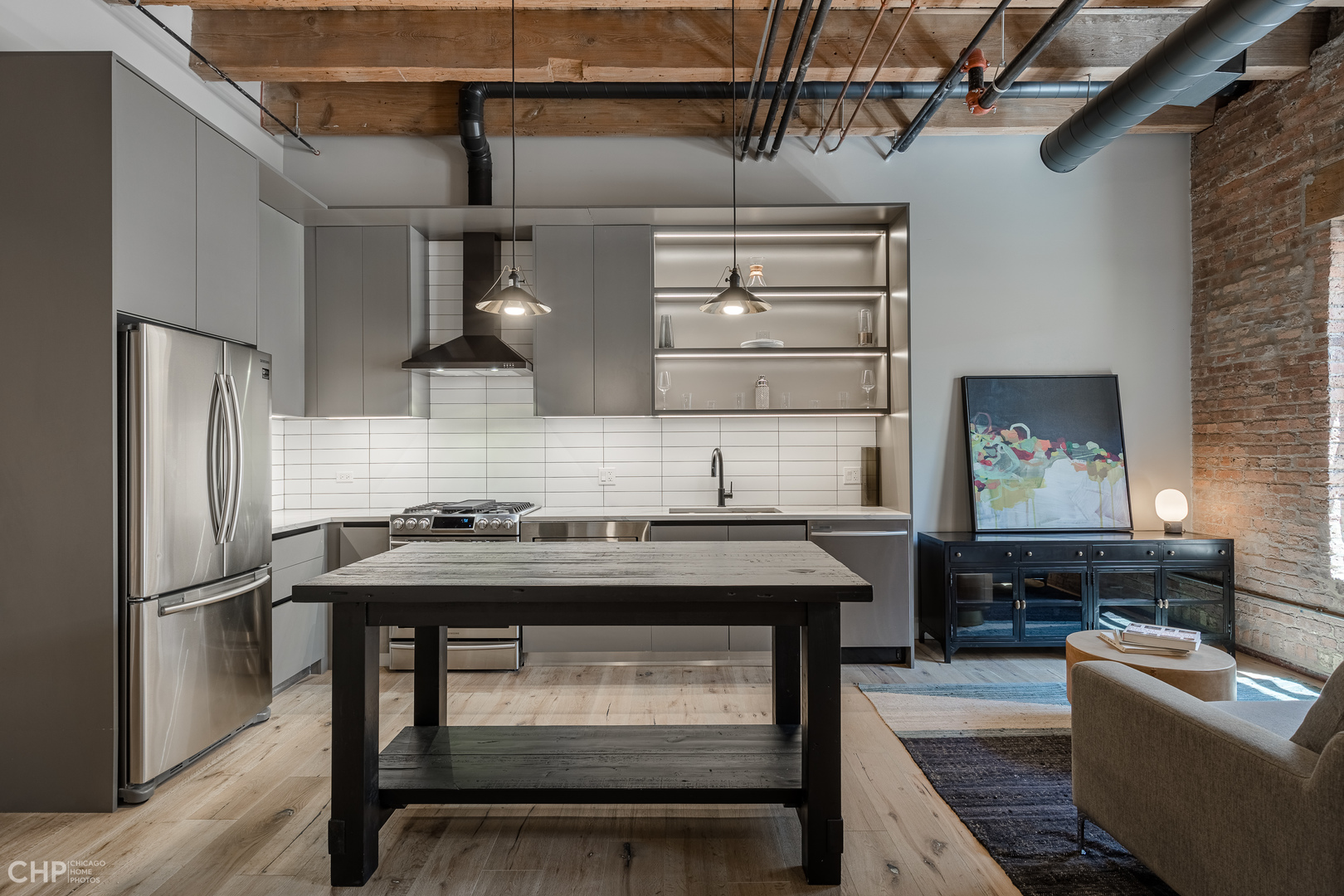 729 N Sangamon Street Unit: 208