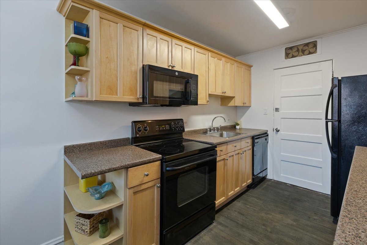 940 Washington Boulevard Unit: 3E