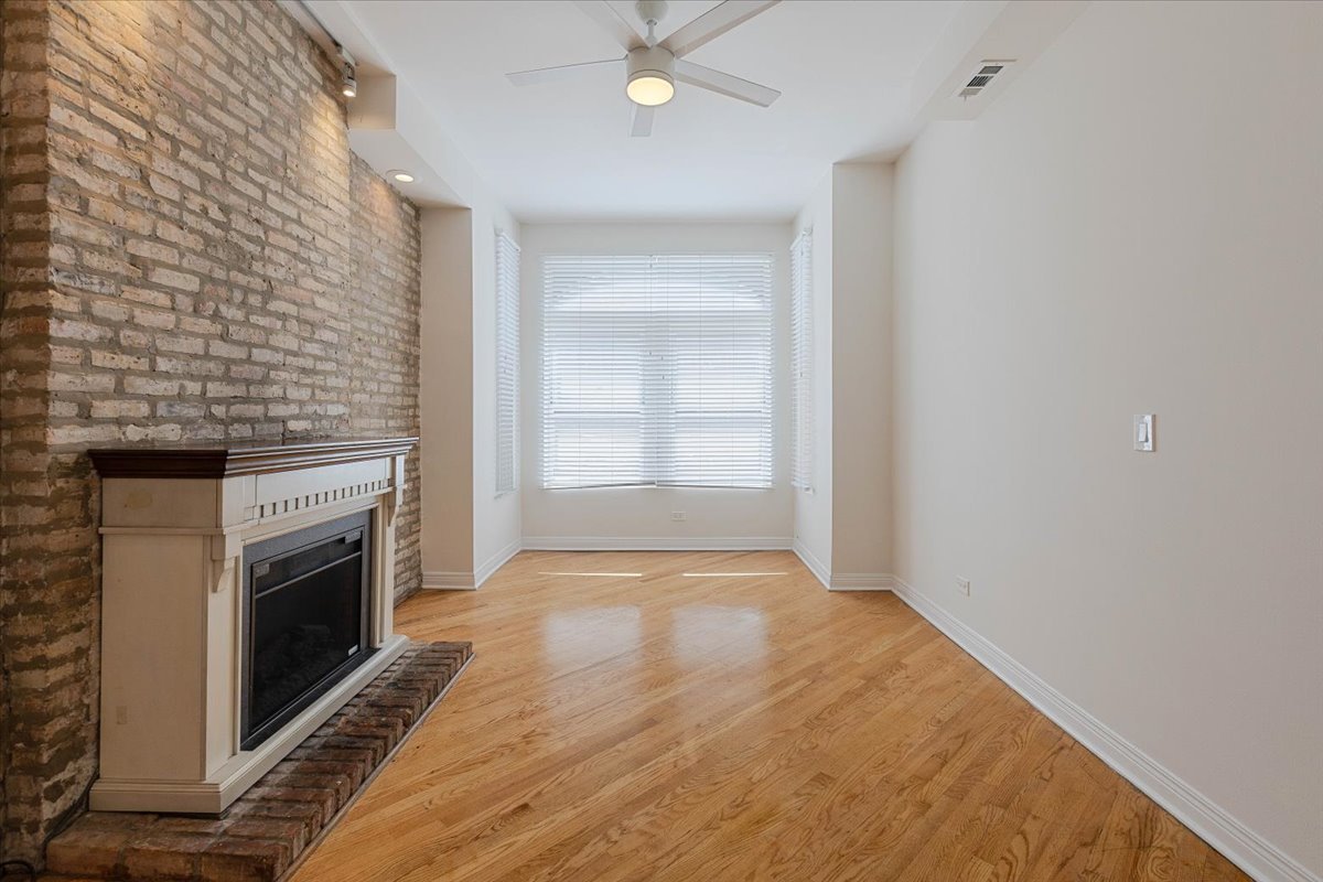 2036 W Coulter Street Unit: 1