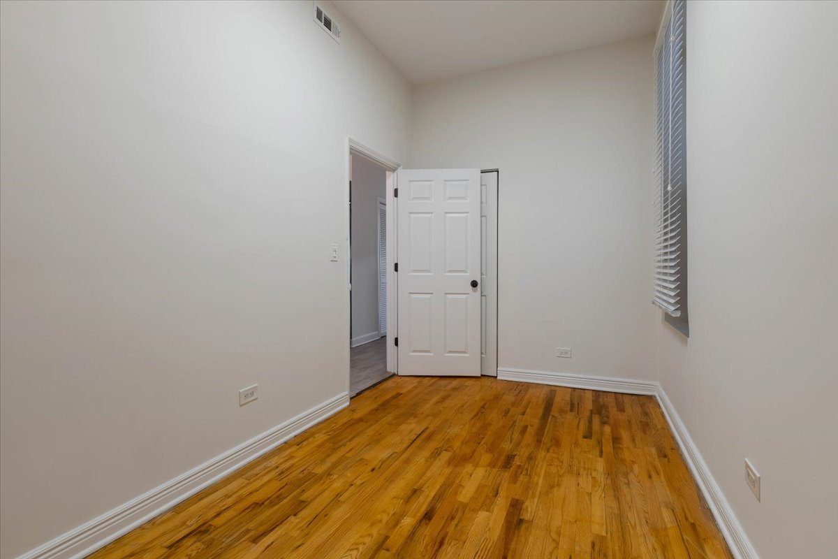 2036 W Coulter Street Unit: 1