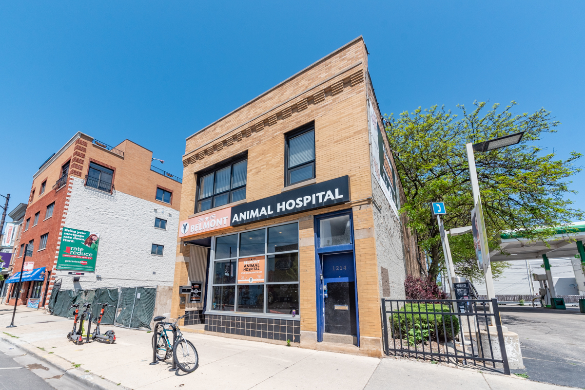 1214 W Belmont Avenue Unit: 2F