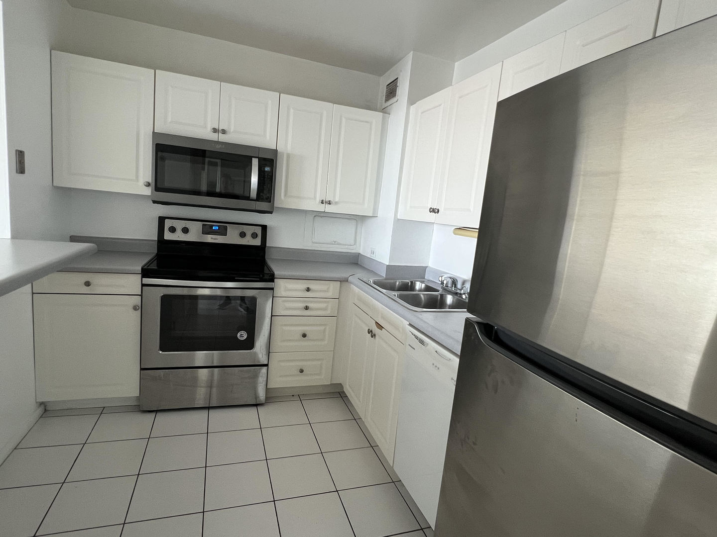 3600 N Lake Shore Drive Unit: 1714