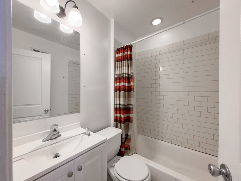 4410 N HAZEL Street Unit: 1