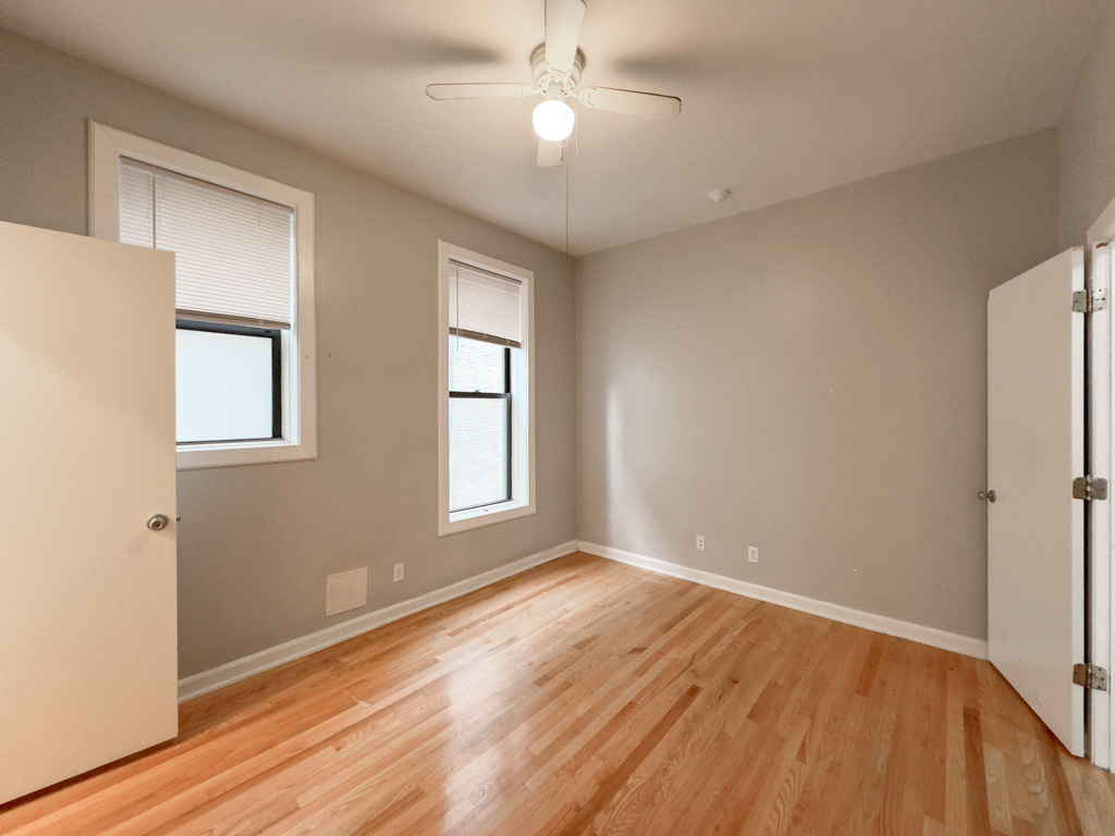 4410 N HAZEL Street Unit: 1