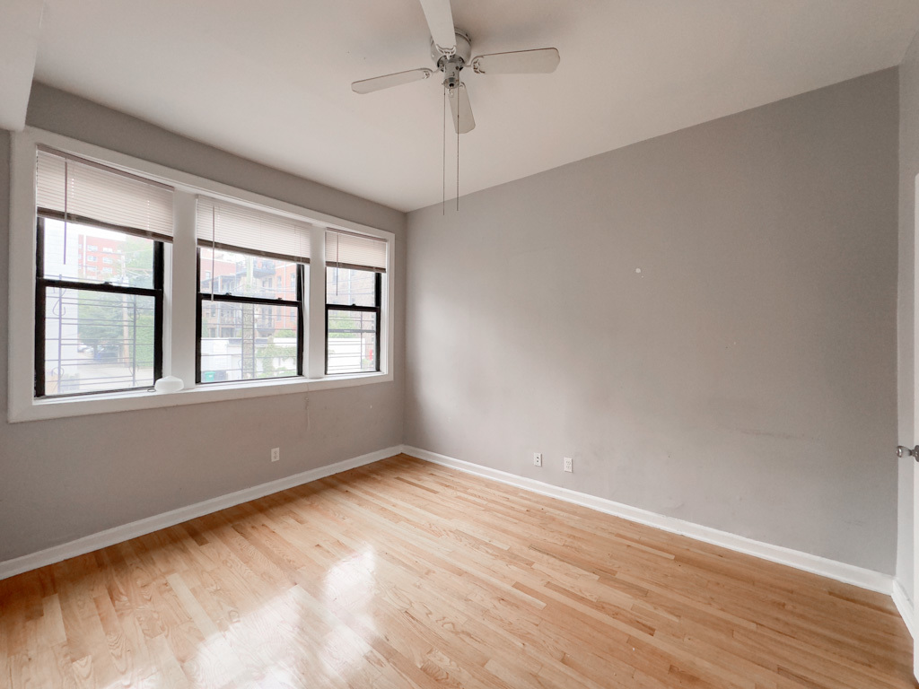4410 N HAZEL Street Unit: 1
