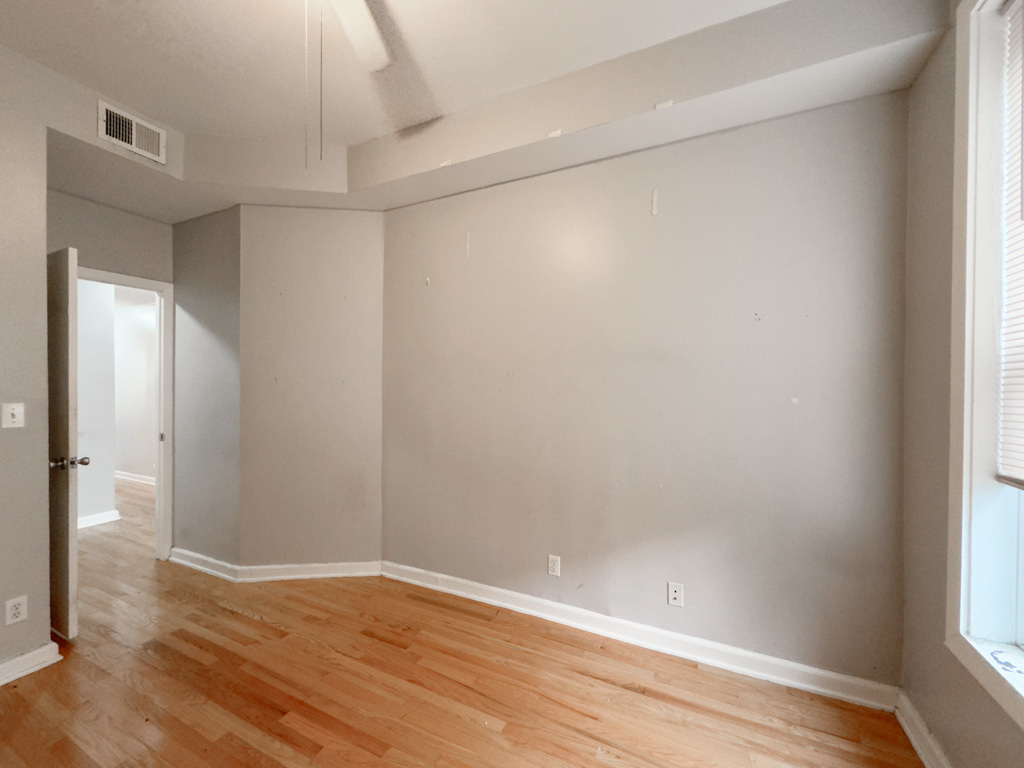 4410 N HAZEL Street Unit: 1