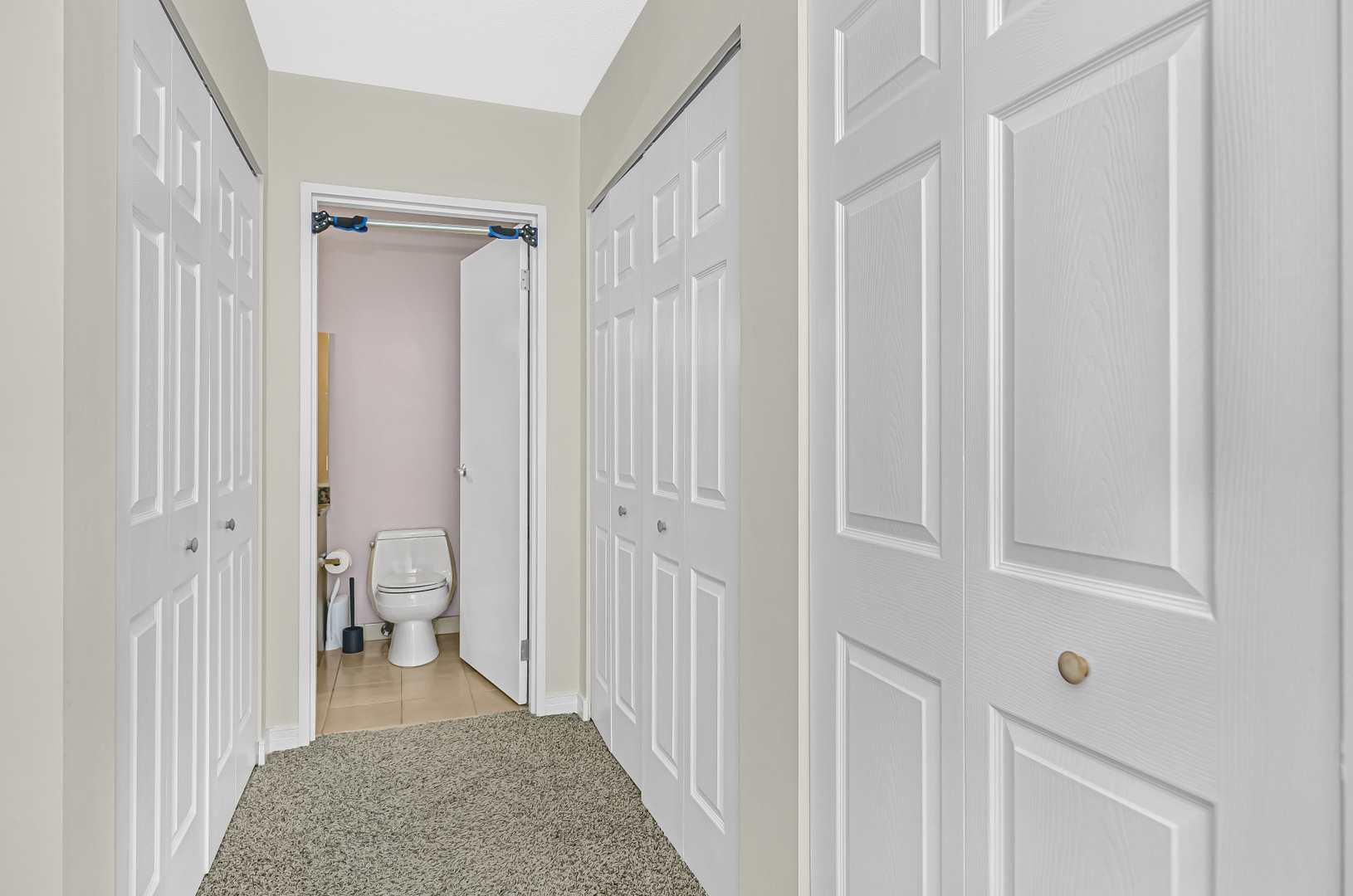 512 N McClurg Court Unit: 2302