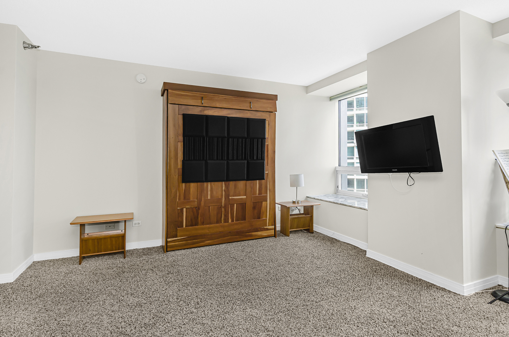 512 N McClurg Court Unit: 2302