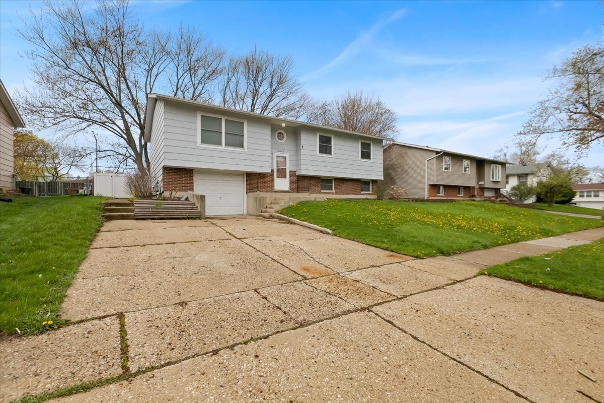 6860 Valley View Road