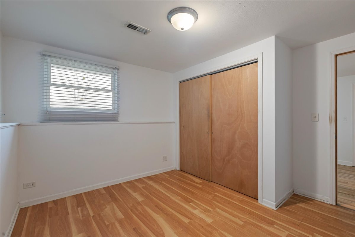 6860 Valley View Road