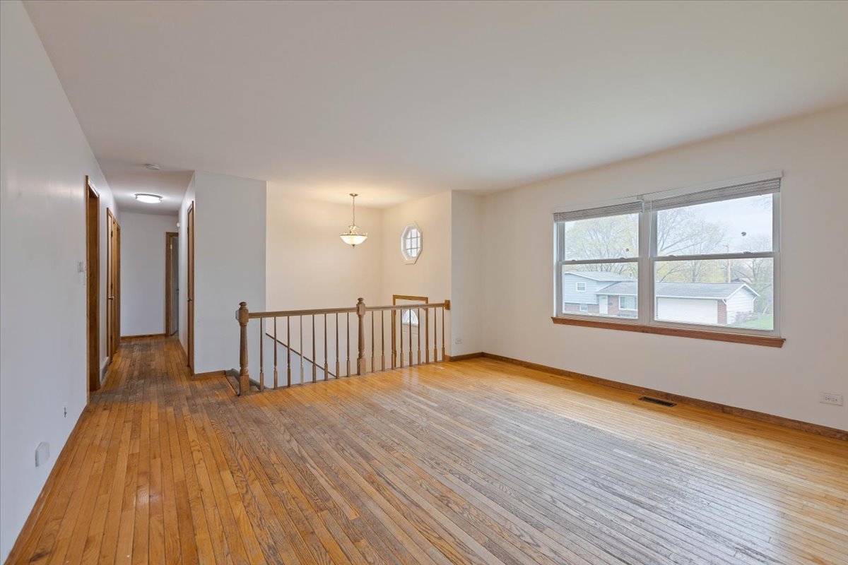 6860 Valley View Road