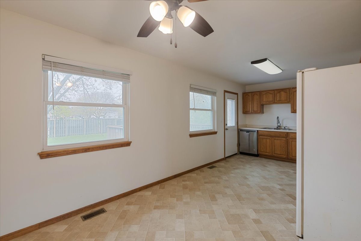 6860 Valley View Road