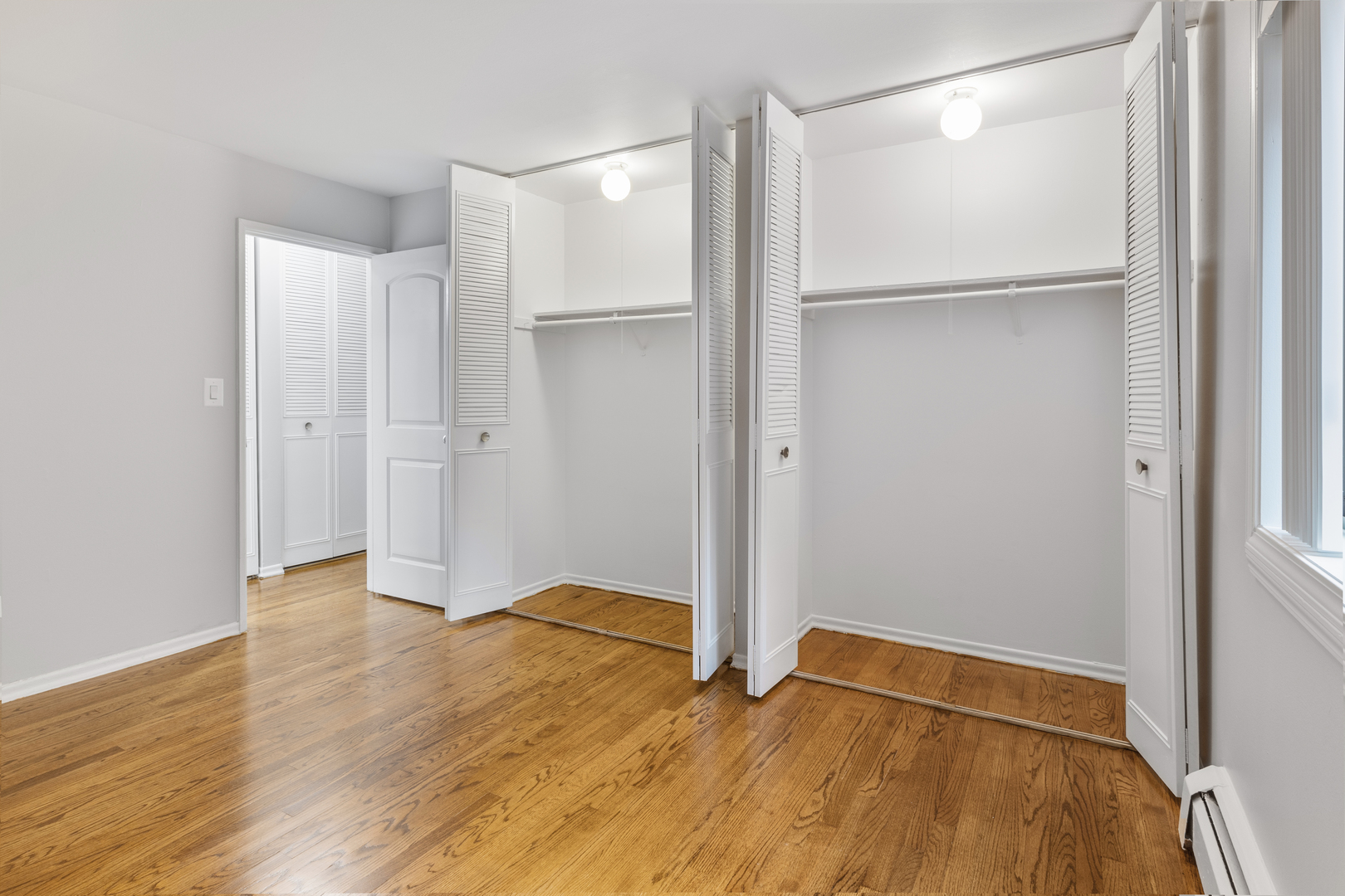 6001 N Kenmore Avenue Unit: 312