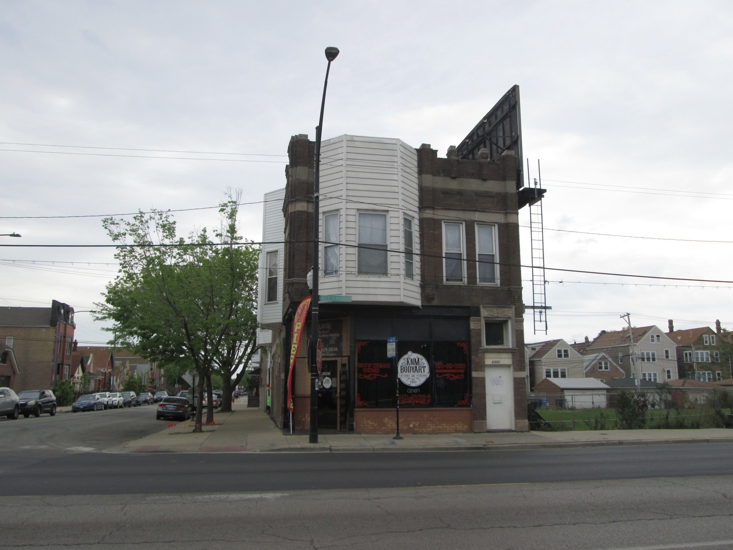 2301 W Cermak Road Unit: 2A