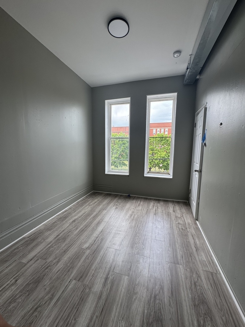 2301 W Cermak Road Unit: 2A