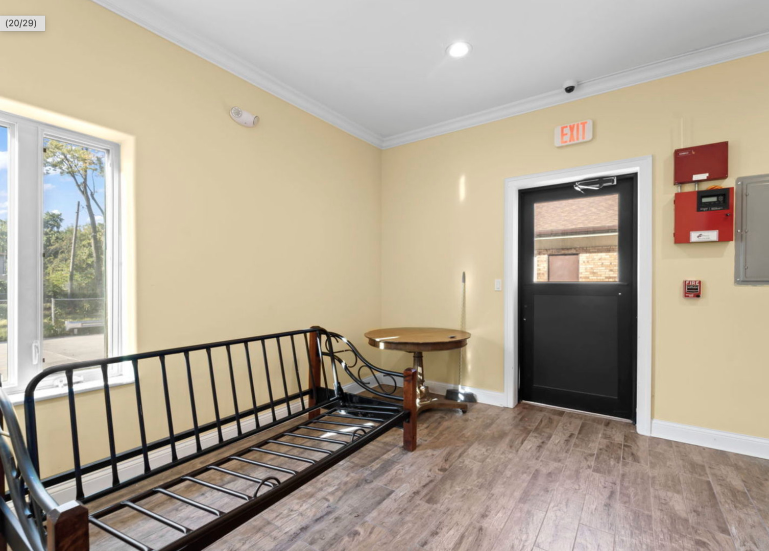 170 W Irving Park Road